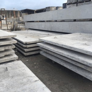 بلاطات خرسانية